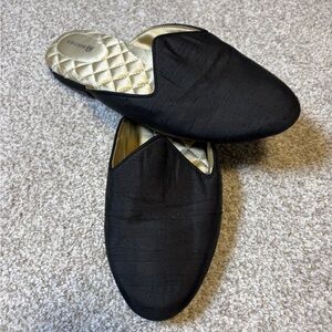 Birdies The Raven Mule in Black Shantung